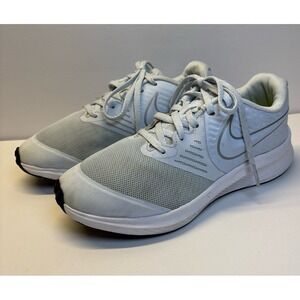 Nike Star runner 2 sneakers (size 4Y)